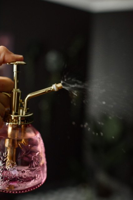 Boudoir photographer using the Modern Shower Set with misted glass at Studio 270